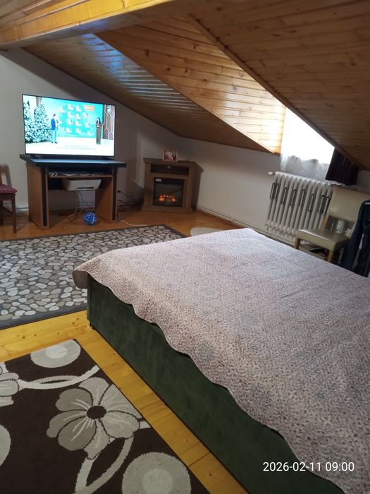 Vând casă 3 camere