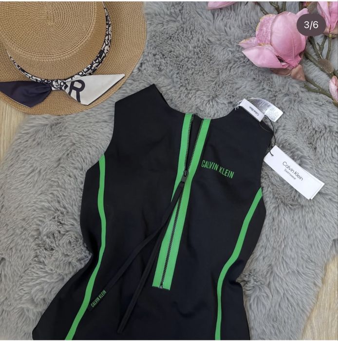 Calvin Klein цял чисто нов бански