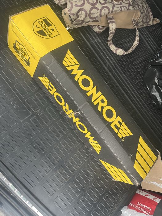 Амортизатор Volvo xc90 spa