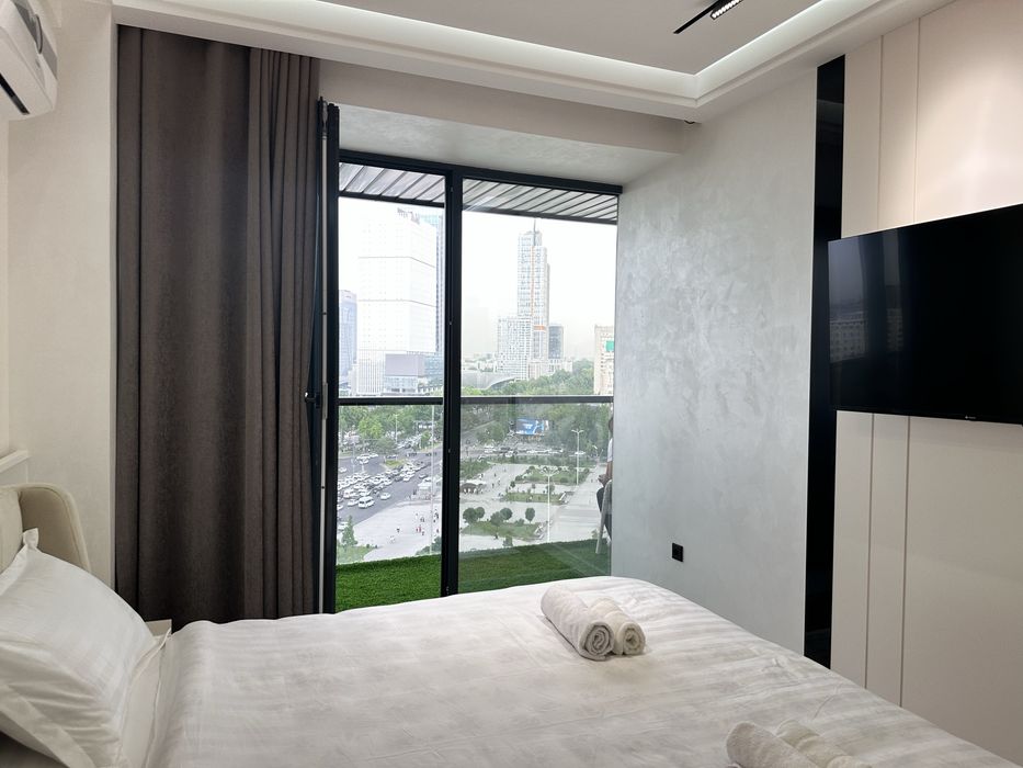 Kunlik kvartira NRG U TOWER