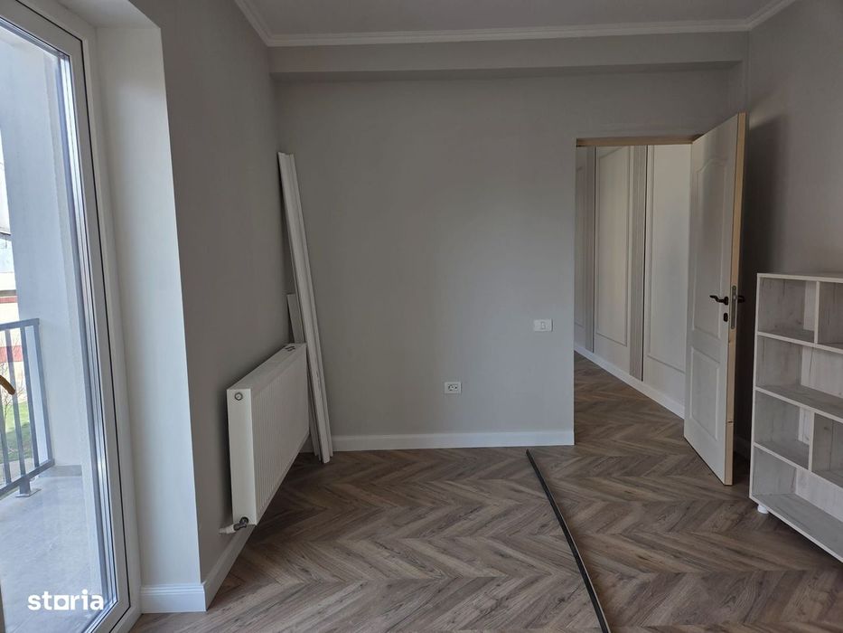 Apartament de vanzare 2 camere semidecomandat -  zona Bere - Pitesti