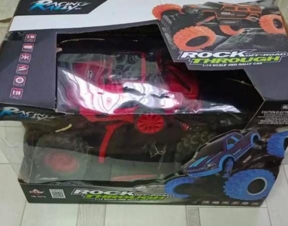 Машинка на радио управлении