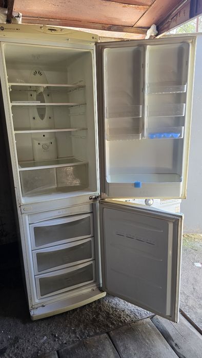 Продаётся холодильник