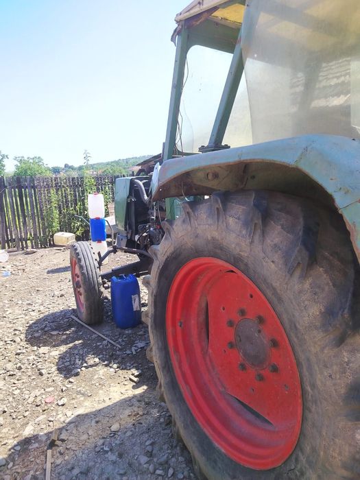 Tractor fend farmer 3s
