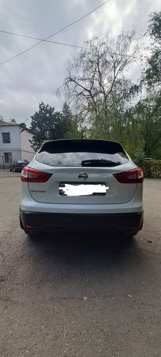 Продам Nissan qashgai 2014