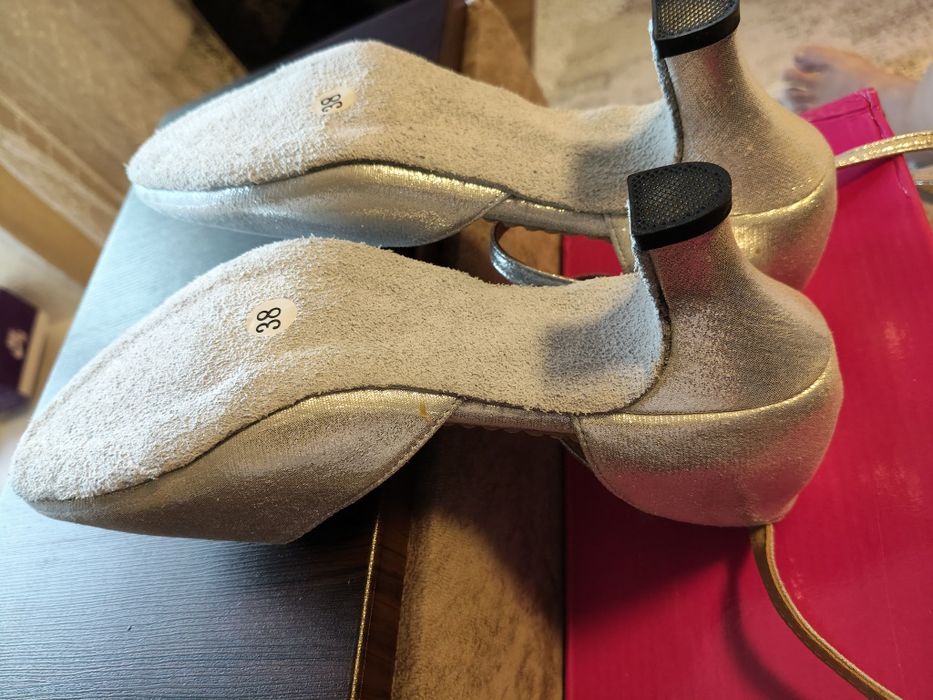 Туфли для бальных танцев