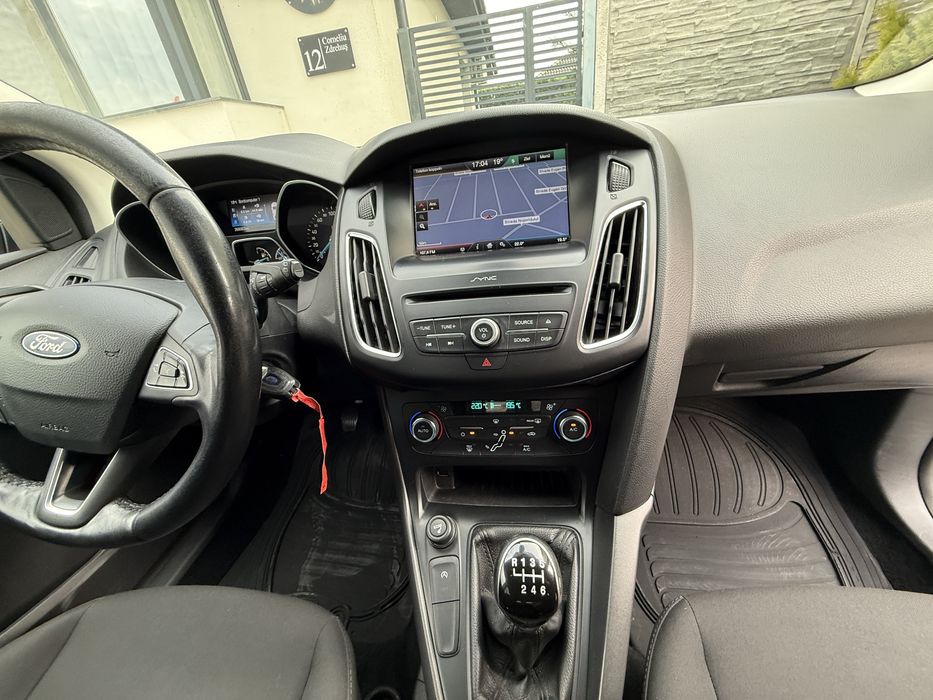 Ford Focus 3 - 1.5 TDCI Facelift - Posibilitate Finantare Rate Credit