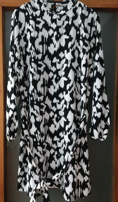 Дамска рокля размер Л