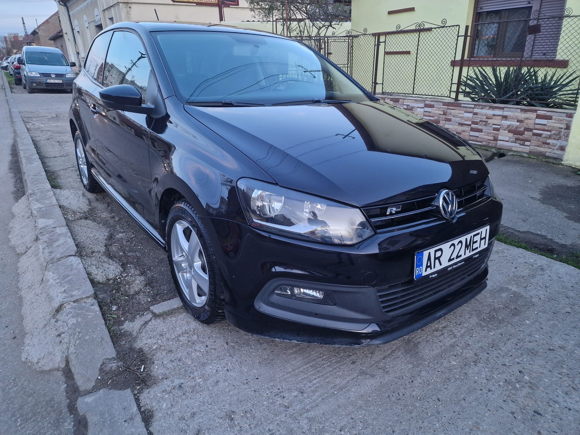 Volkswagen Polo R Line Arad • OLX.ro