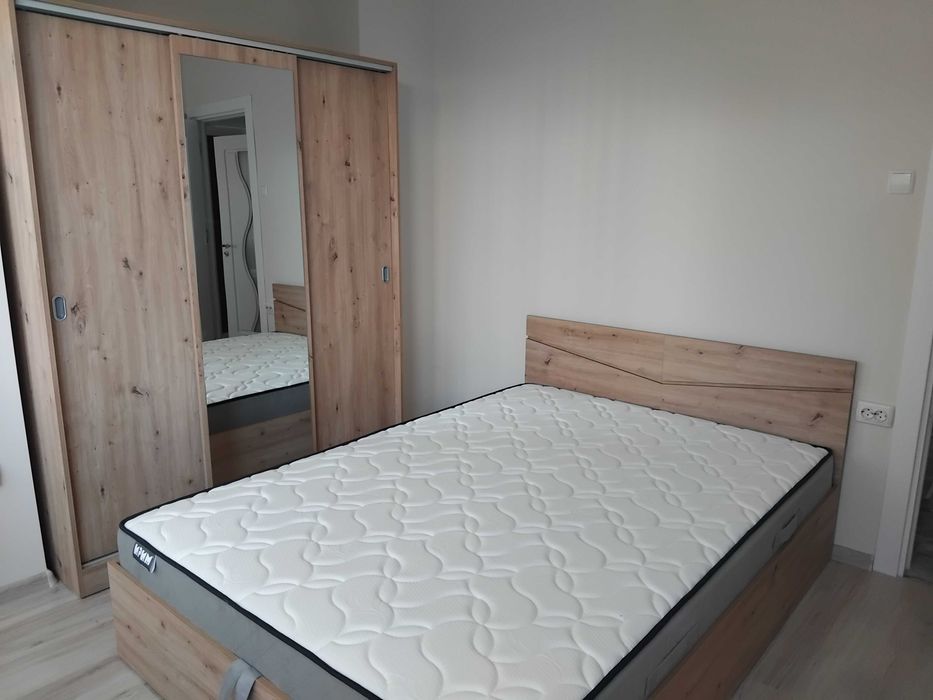 Продава се Двустаен апартамент в Русе, Възраждане - 62 кв.м за 2017 €/кв.м - Снимка #9