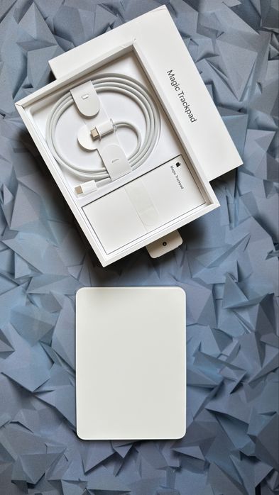 Apple Magic Trackpad 3