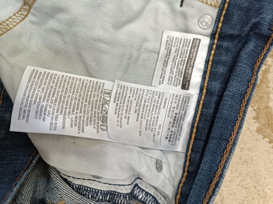 Оригинальные джинсы Levi's