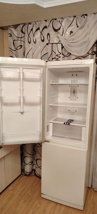 Продам холодильник