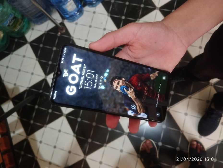 Samsung galaxy m 12 qora