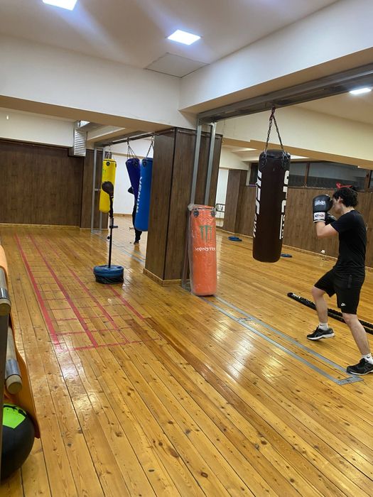 Приглашаем на тренировку бокс кикбокс  Групповые и индивидуальный