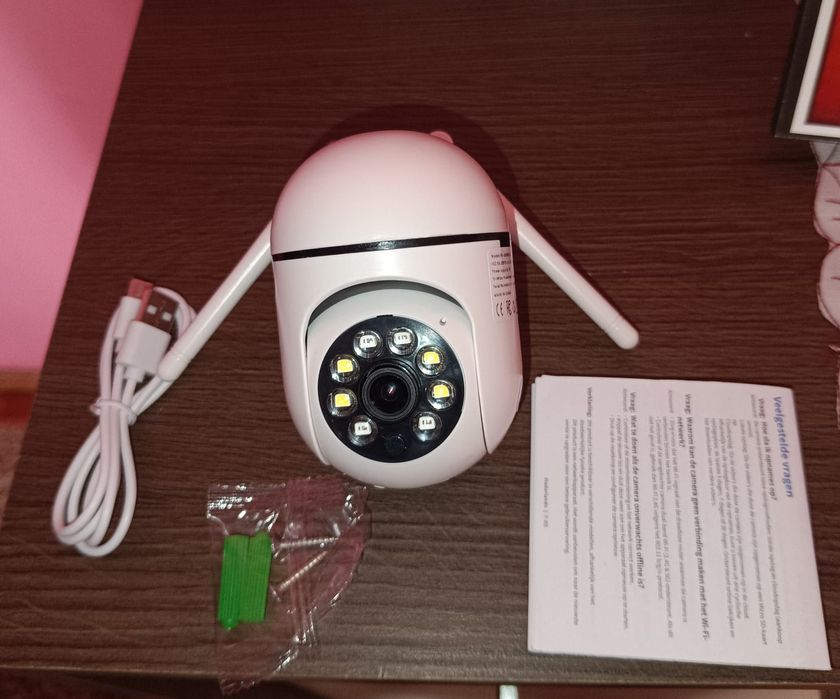 Cameră supraveghere video rotativă NOUĂ