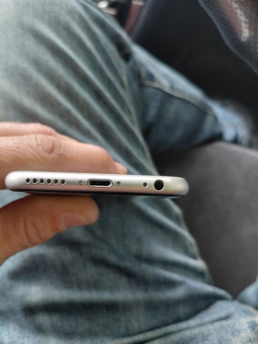 Айфон 6s продам .