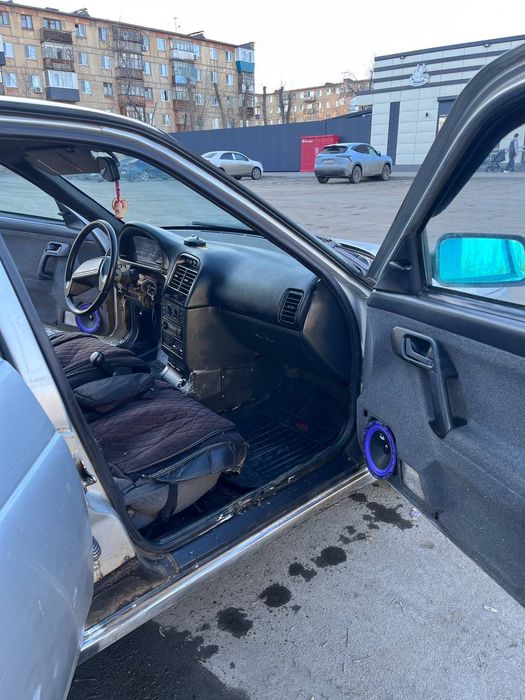 Продам ваз 2112 на ходу