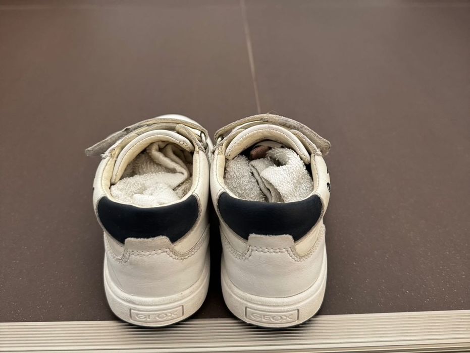 Adidași Geox mărime 25 de vanzare