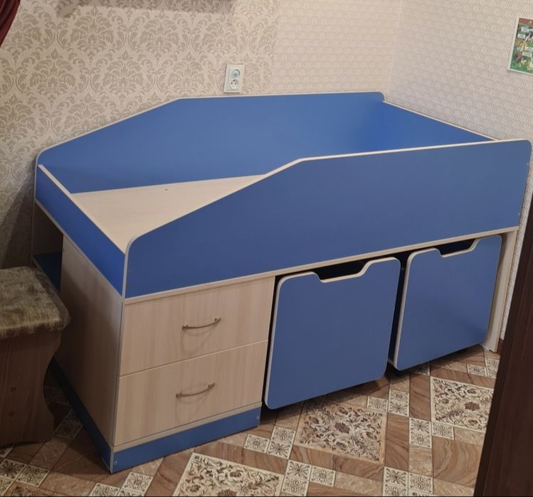 Продам детскую кровать