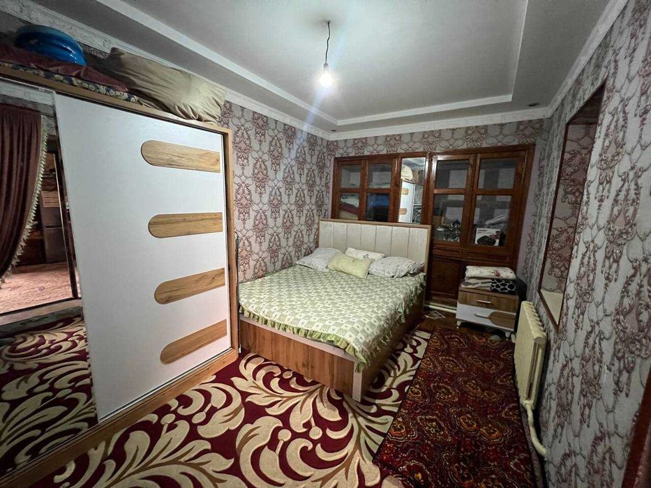 Мирабадский район  2.5. сот. 5 комн Срочно, Недорого ! (улица Фитрат)