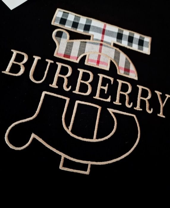 Bluze bumbac Burbbery super model import Italia,unisex, diverse mărimi