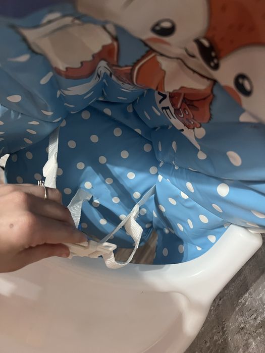 Стол за хранене на Лорели