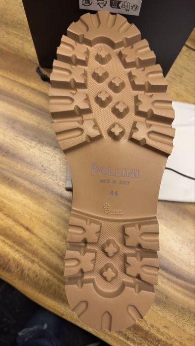 Мъжки обувки POLLINI