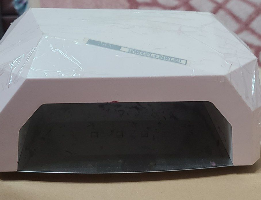 Продам лампу для сушки ногтей шелак