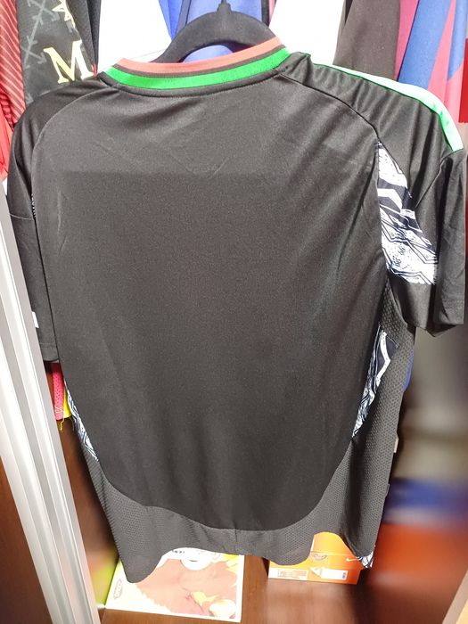 Arsenal 2024-2025 away