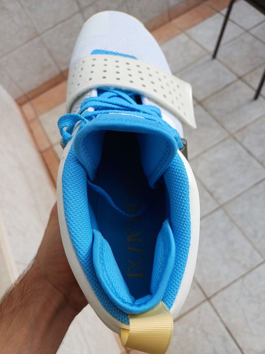 Adidas Dame 8 Extply - size 46