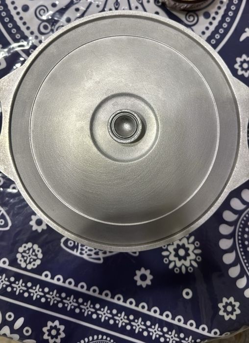 Казан , 3 литра чугун