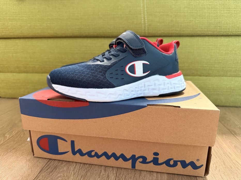 Champion Нови детски маратонки номер 35