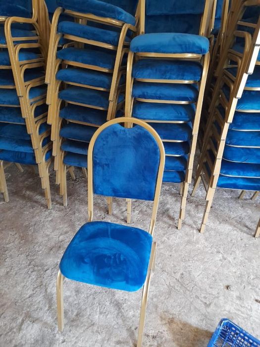 Стулья для ресторана