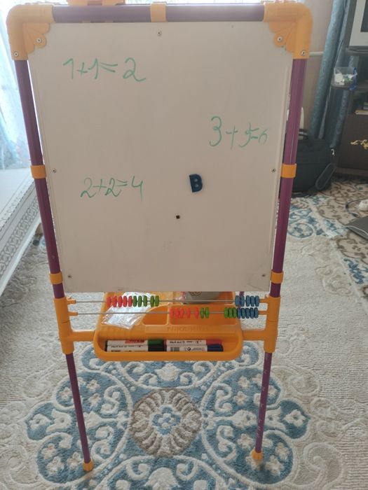 Детская меловая и маркерная доска
