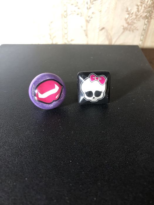 Колечки Monster High
