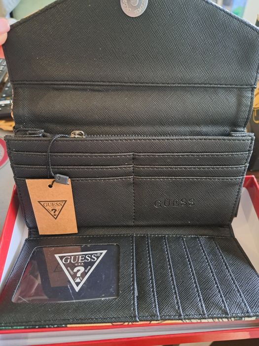 Портфейл GUESS с Mickey  Mouse