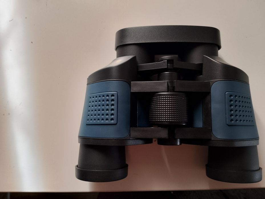 Продам Бинокль  новый