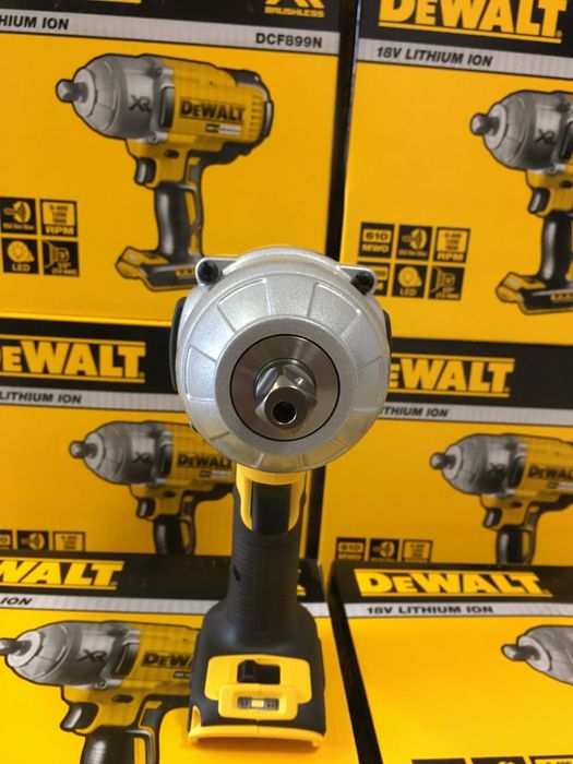 Гайковерт DeWALT DCF899N 18V XR Brushless / Безчетков 950Nm/610W