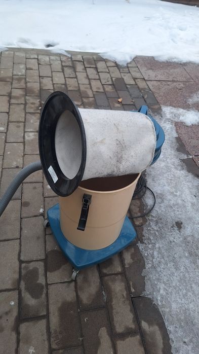 Продам водиной пылесос