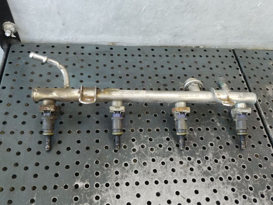 rampa cu injectoare 1.7b mercedes a-class w169 b-class w245  a0000788749  a2600700395