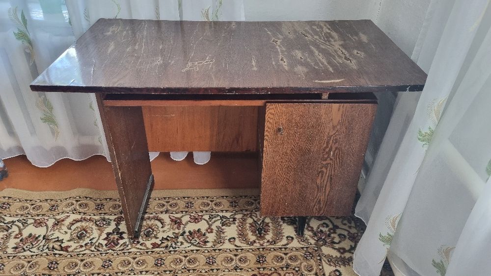 Стол советский, дерево