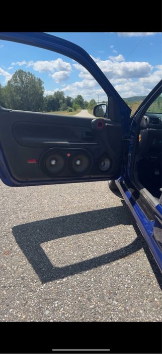 Renault clio 2 din 1999