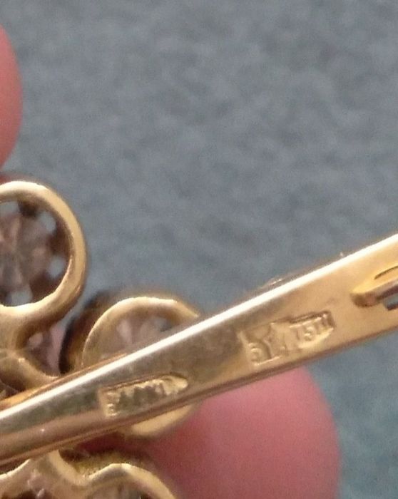 Продам советский бриллиантовый набор