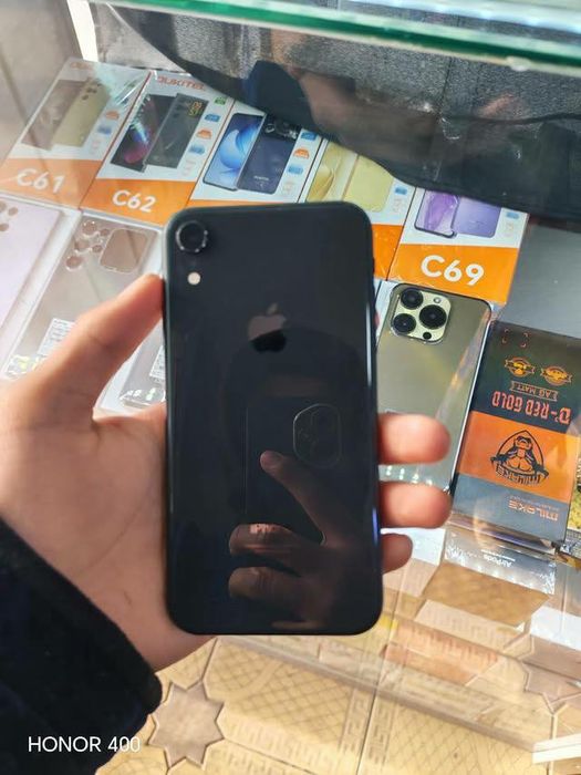 iPhone xr 64 gb 76% ideal