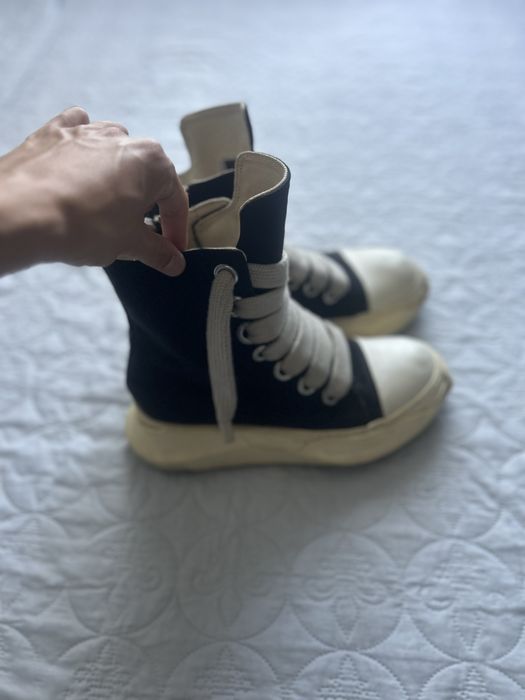 RICK OWENS abstract