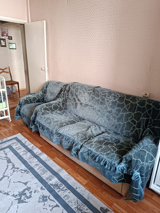 Диван и 2 кресла