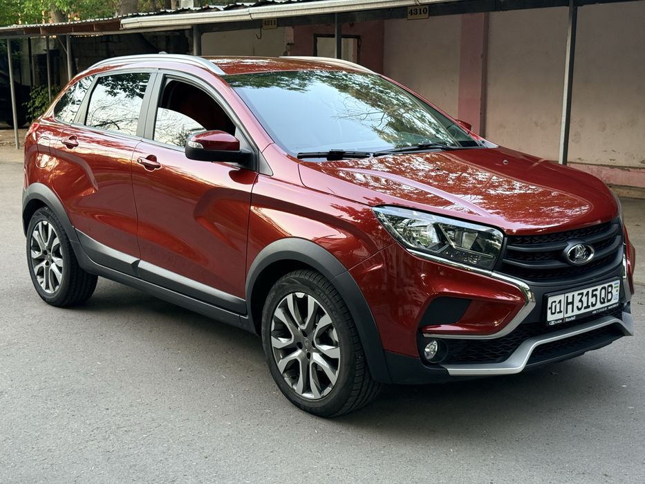 Lada X-Ray Cross. Фулл позиция. Родная краска