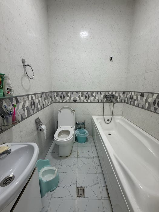 Срочно продается 1,5-сотик 4-х комн участка в Сергели Ханабад