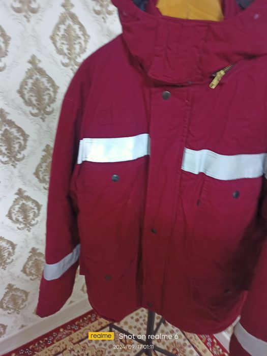 Продам куртку мужскую спец